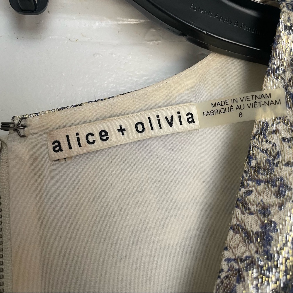 Alice & Olivia Varita metallic side cut out fit and flare dress size 8 - Picture 6 of 10